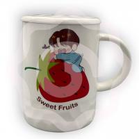Кружка «Мальчик на клубничке»