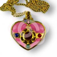 Подвеска металлическая Сейлор Мун с камнями