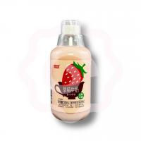Молочный напиток со вкусом клубники 500 мл (Китай) 1/15